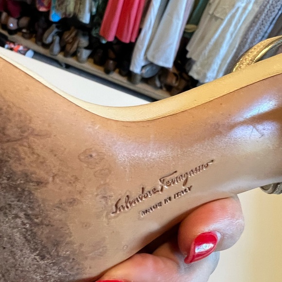 Salvatore Ferragamo Sandal Leather Sing-back - Picture 4 of 10